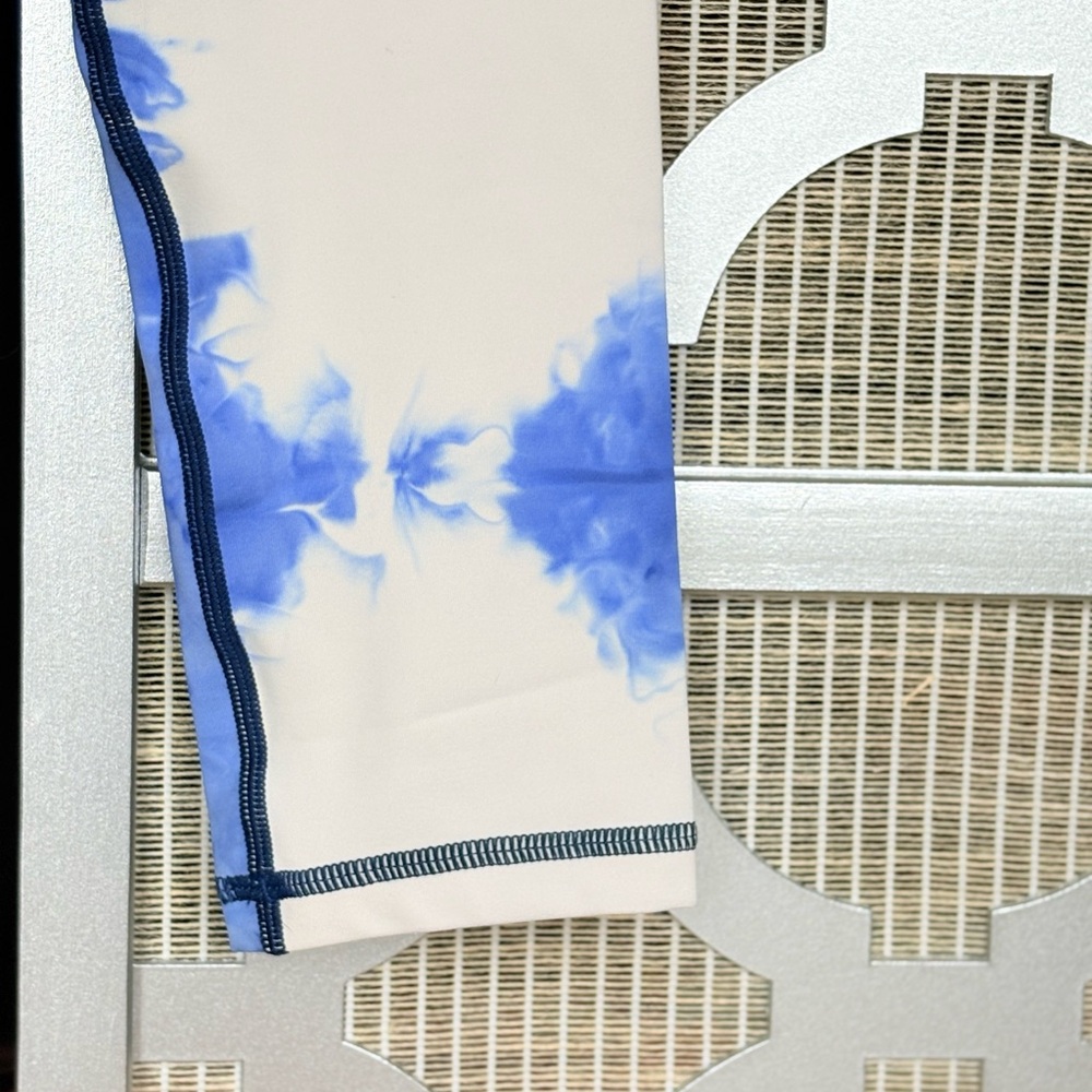 NWT ZYIA Blue and White Tie-Dye Leggings High Waist Performance - Picture 6 of 9
